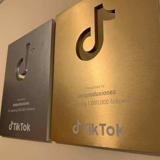 Tiktok Golden Small Button